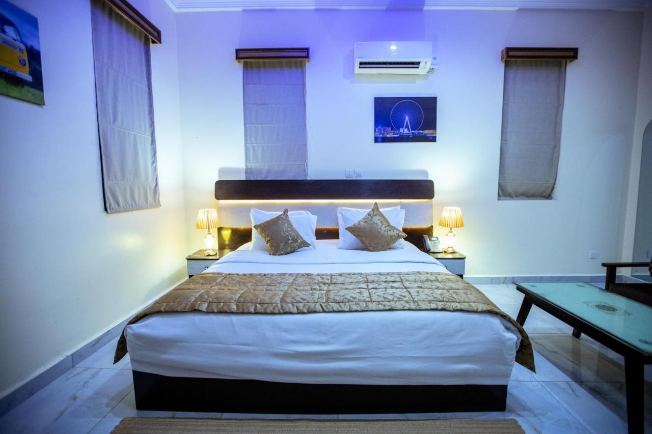 Apartment 79 Hotel & Suite 伊凯贾 外观 照片